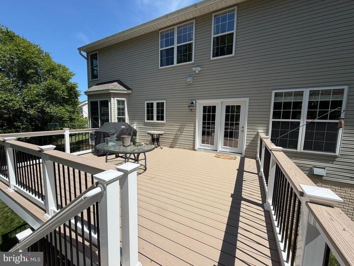 Property Photo: 18 Birney Court VA 22405
