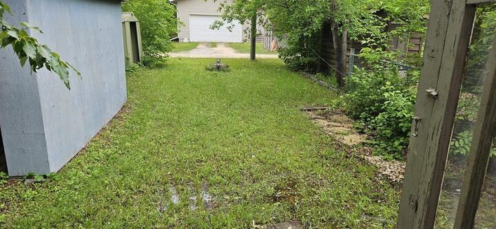 Photo de la propriété:  214 Park Avenue  MB R0C 3G0 