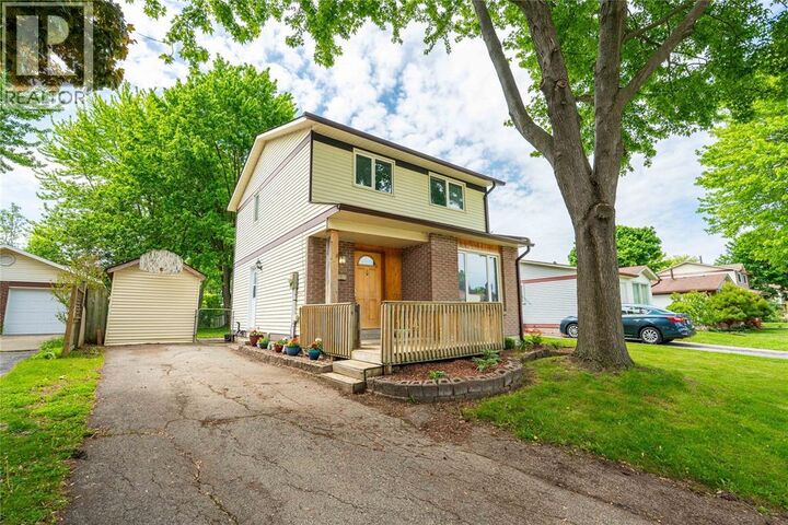 Property Photo: 114 Maplestone Avenue ON N7S 4X2