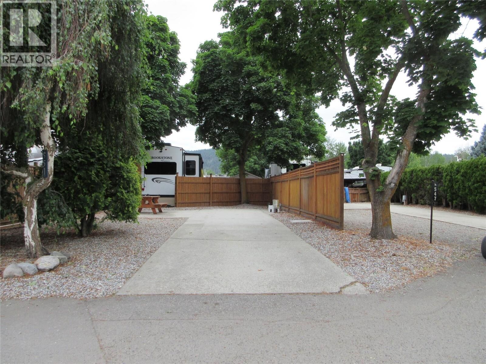 Property Photo: 415 Commonwealth Road 551 BC V4V 1P4