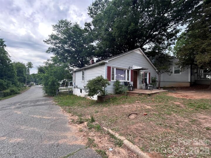 Property Photo:  317 S Yates Street  NC 28052 