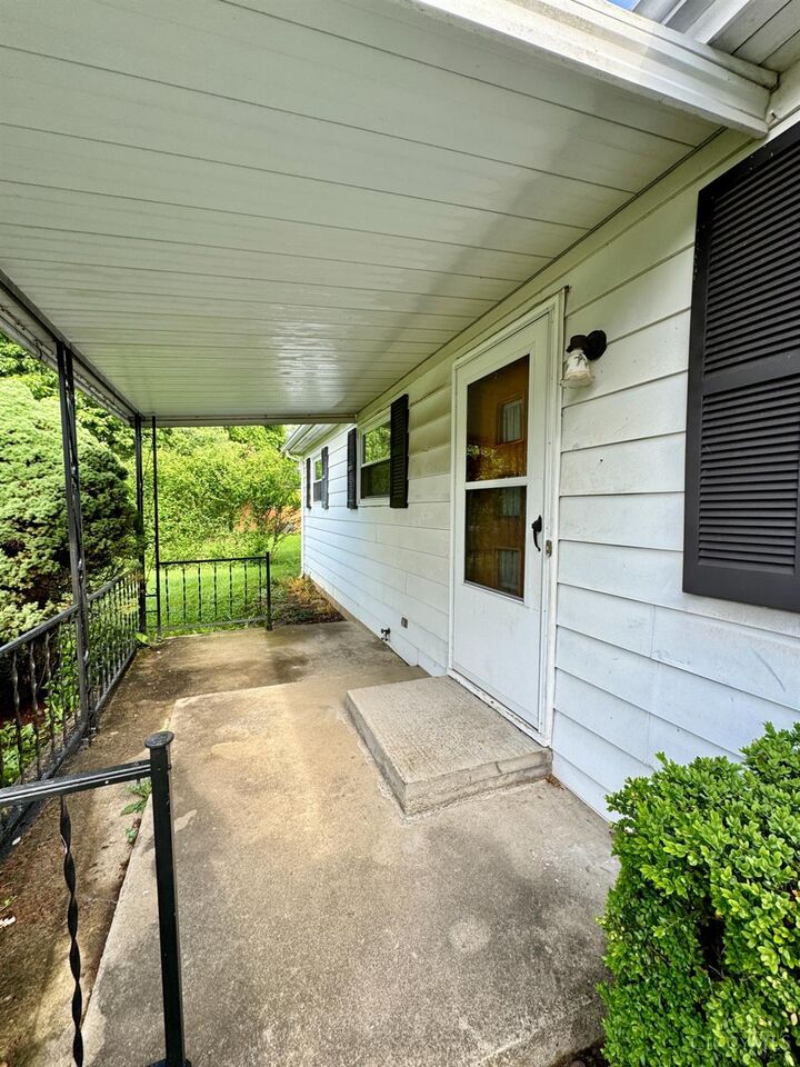 Property Photo: 64 Sheldon Street IN 47060