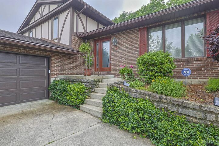 Property Photo:  19 Lora Lane  OH 45013 