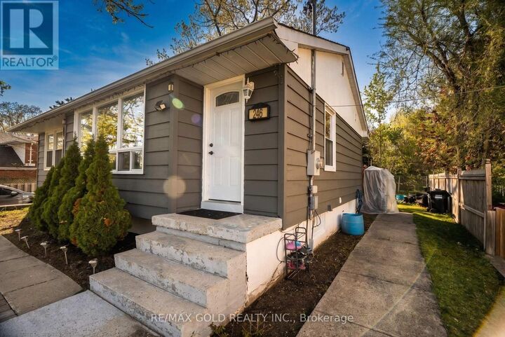 Property Photo:  246 Edgehill Drive  ON L4N 7W9 