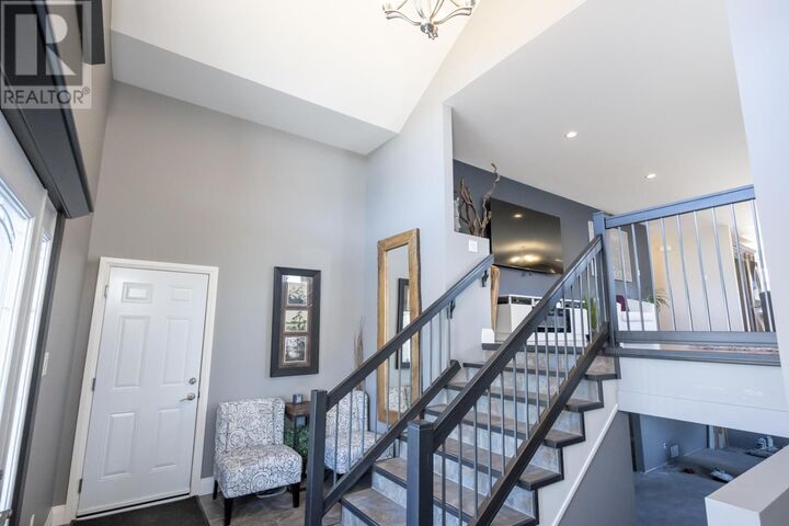 Property Photo:  218 Sunflower St  ON P7G 0W3 