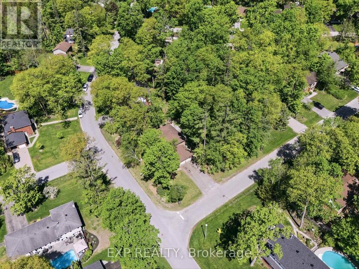 Property Photo: 11 Spence Avenue ON L9X 0P2