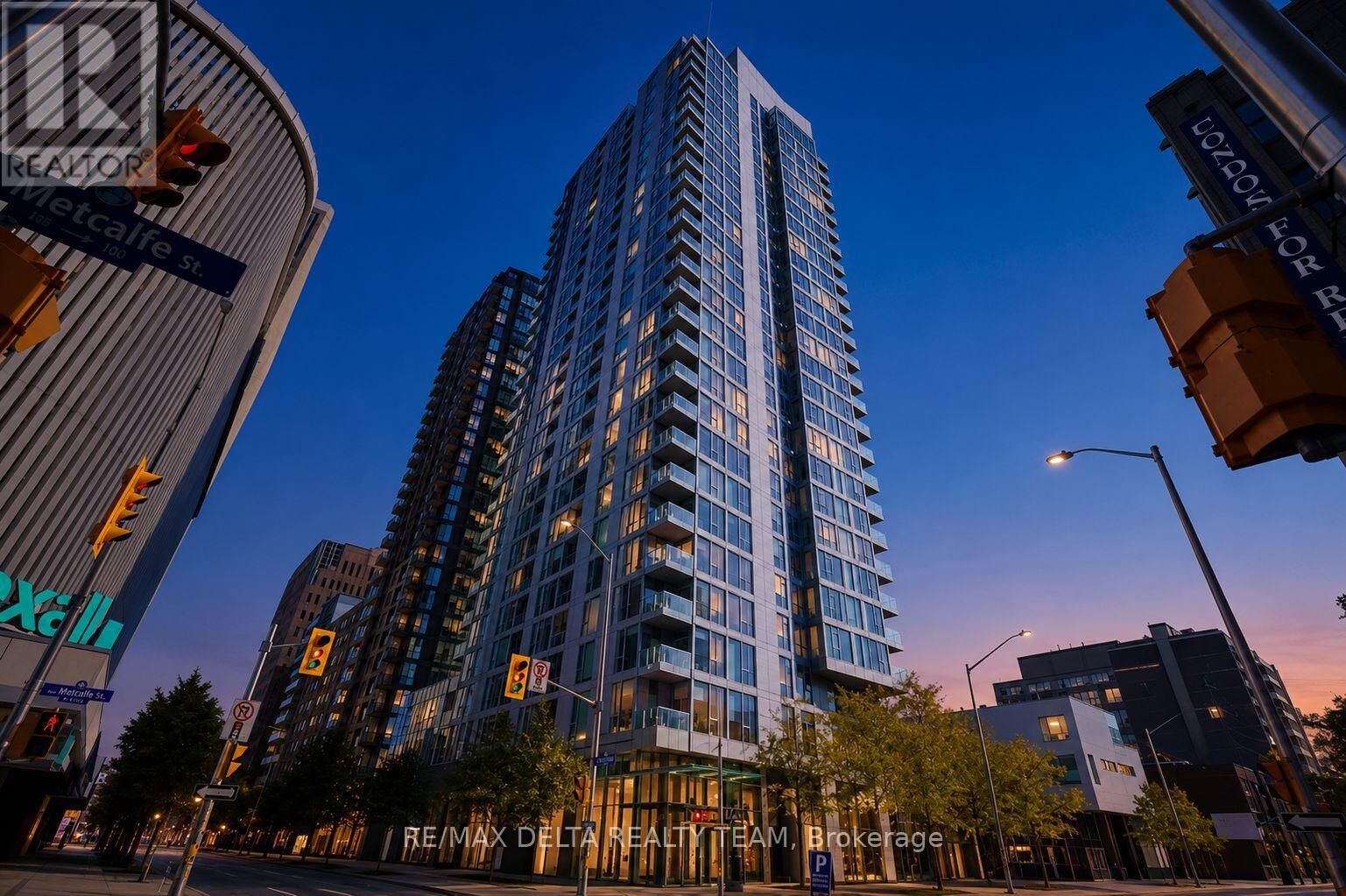 Property Photo: 179 Metcalfe Street 703 ON K2P 1P7