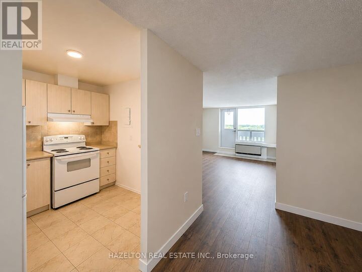 Property Photo:  6719 Glen Erin Drive 604  ON L5N 3S6 