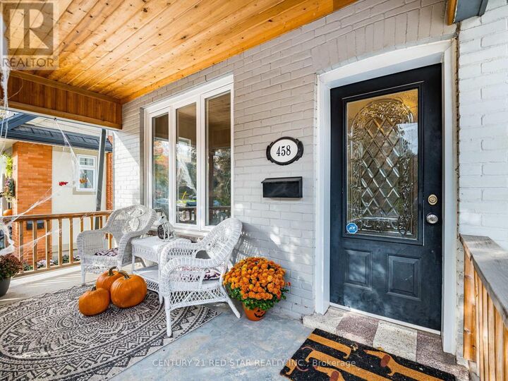 Property Photo:  458 Dundurn Street South  ON L8P 4L9 