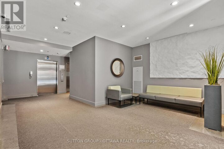 Property Photo:  383 Cumberland Street 507  ON K1N 1J7 