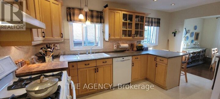 Property Photo: 69 Silas Hill Drive Upper ON M2J 2X8