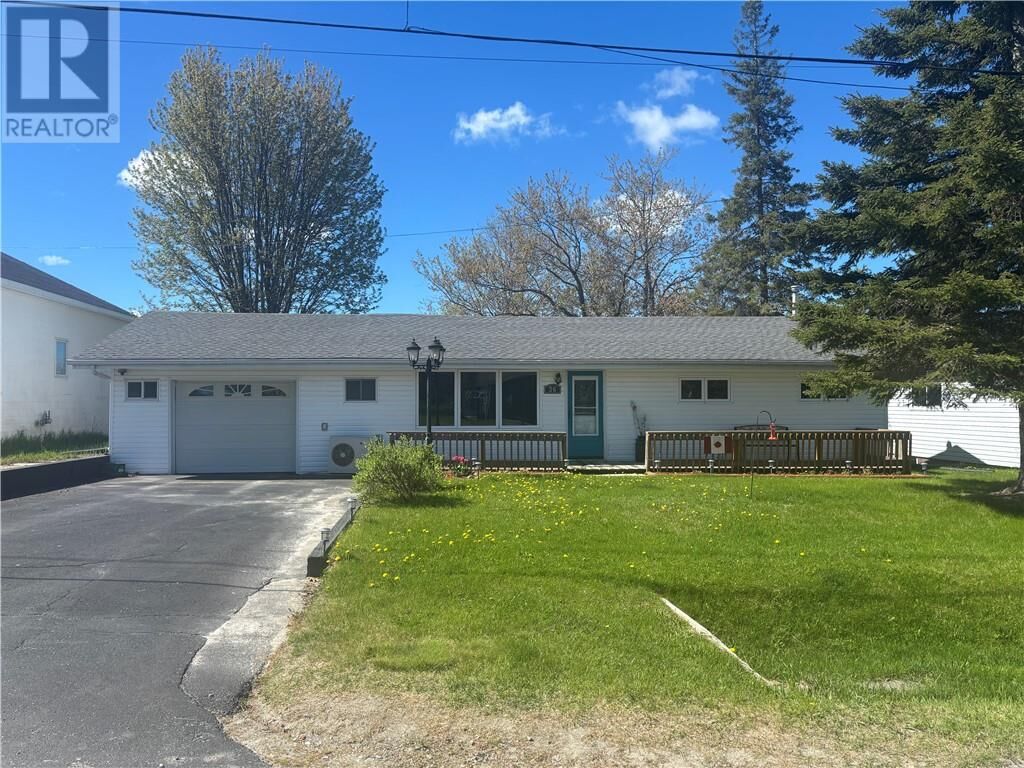 Property Photo:  36 Salisbury Avenue  ON P0H 2N0 