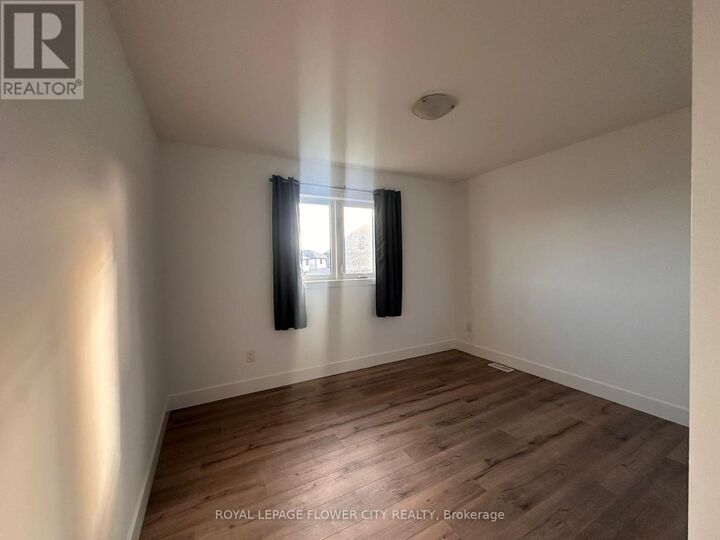 Property Photo: 1330 Lawson Road ON N6G 5K9