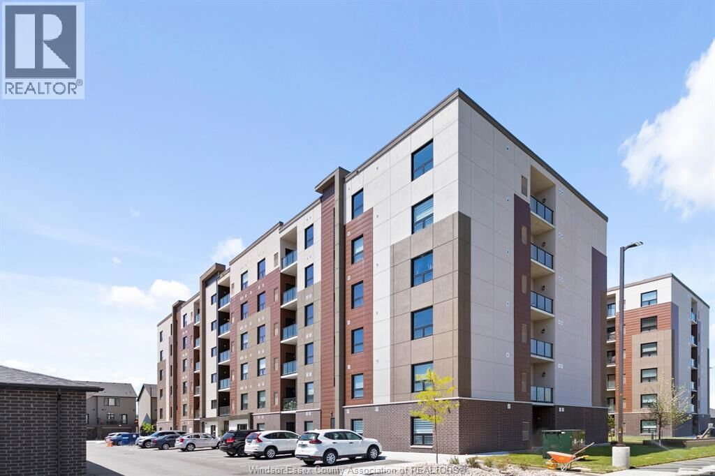 Property Photo:  728 Brownstone 303  ON N9K 0C4 