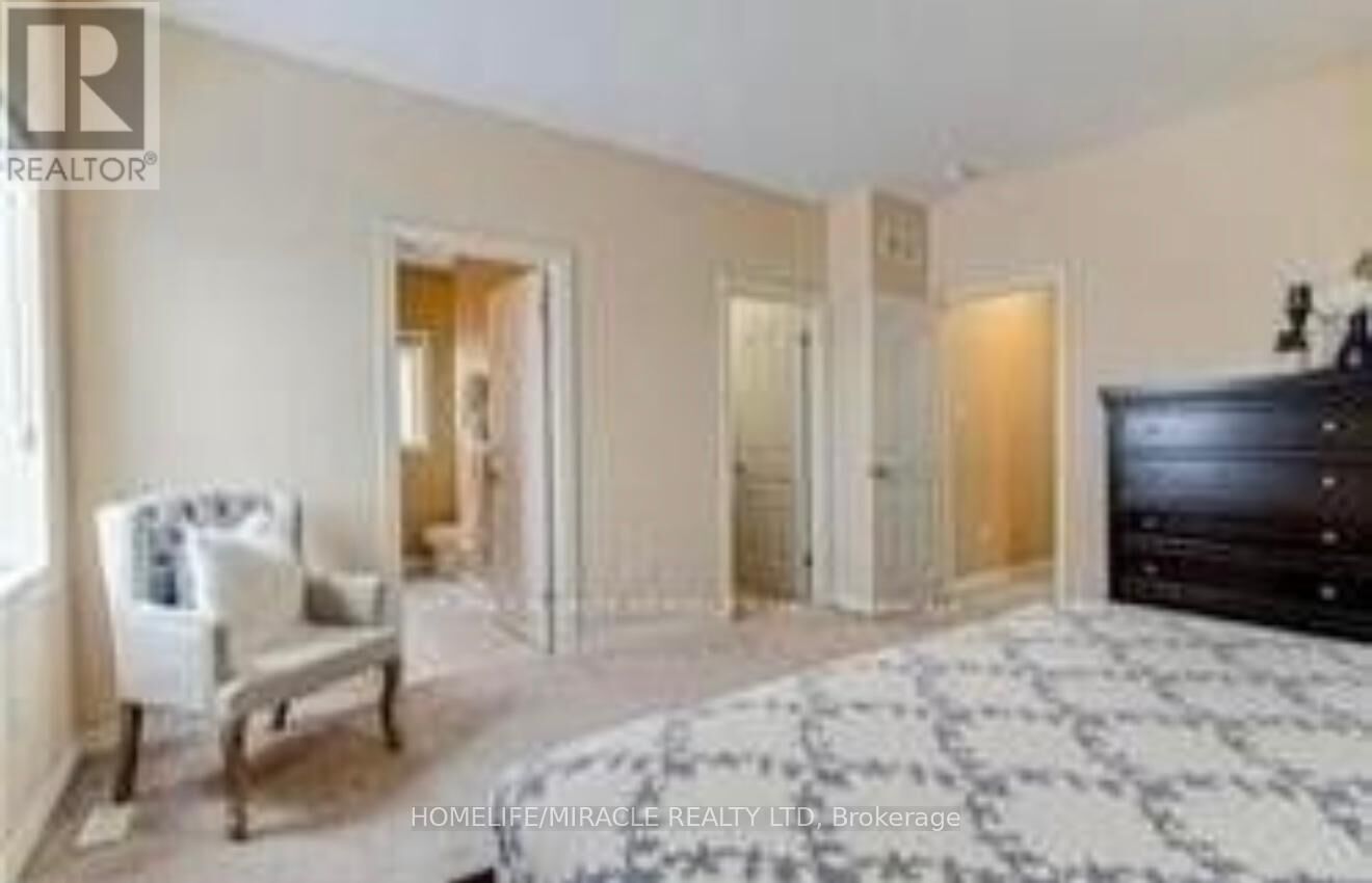 Property Photo:  486 Skyline Avenue 36  ON N5X 4B3 