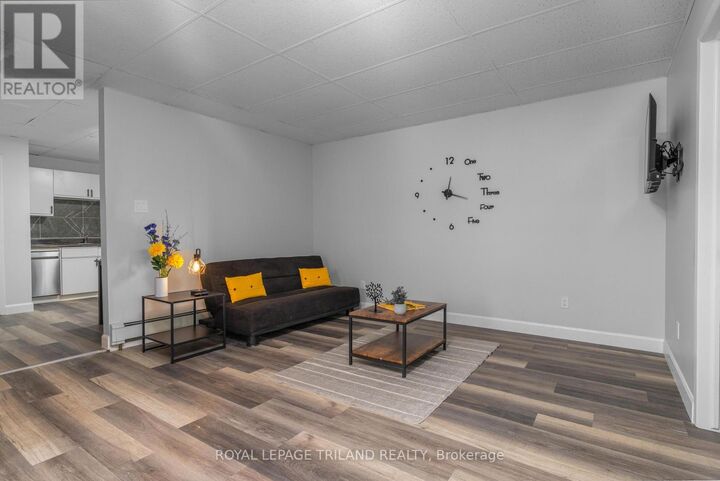 Property Photo: 469 Grey Street 7 ON N6B 1H1