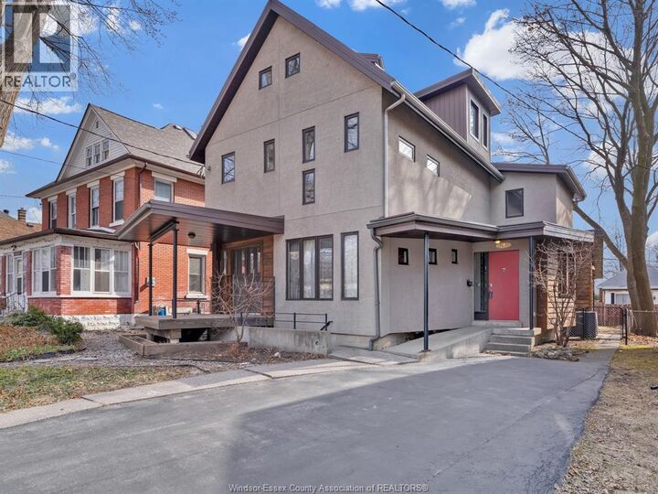 Property Photo:  3131 Donnelly Street  ON N9C 1M3 