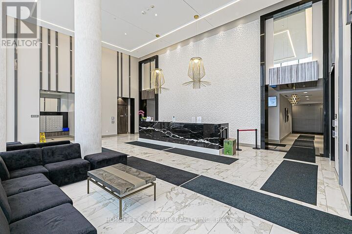 Property Photo:  38 Forest Manor Road 901  ON M2J 1M1 