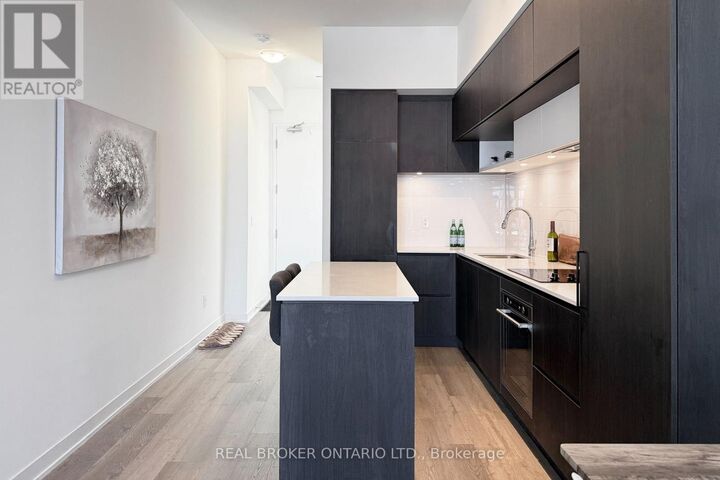 Property Photo:  11 Steckley House Lane 404  ON L4S 0N1 