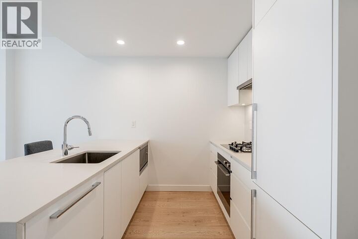 Property Photo: 2181 Madison Avenue 2907 BC V5C 0N4