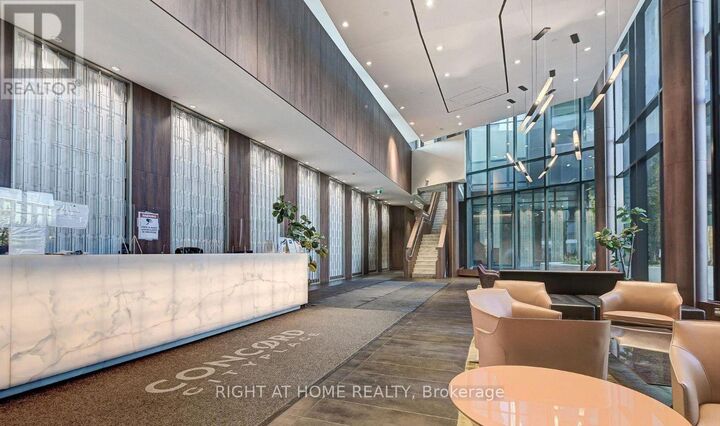 Property Photo:  80 Queens Wharf Road 906  ON M5V 0J3 