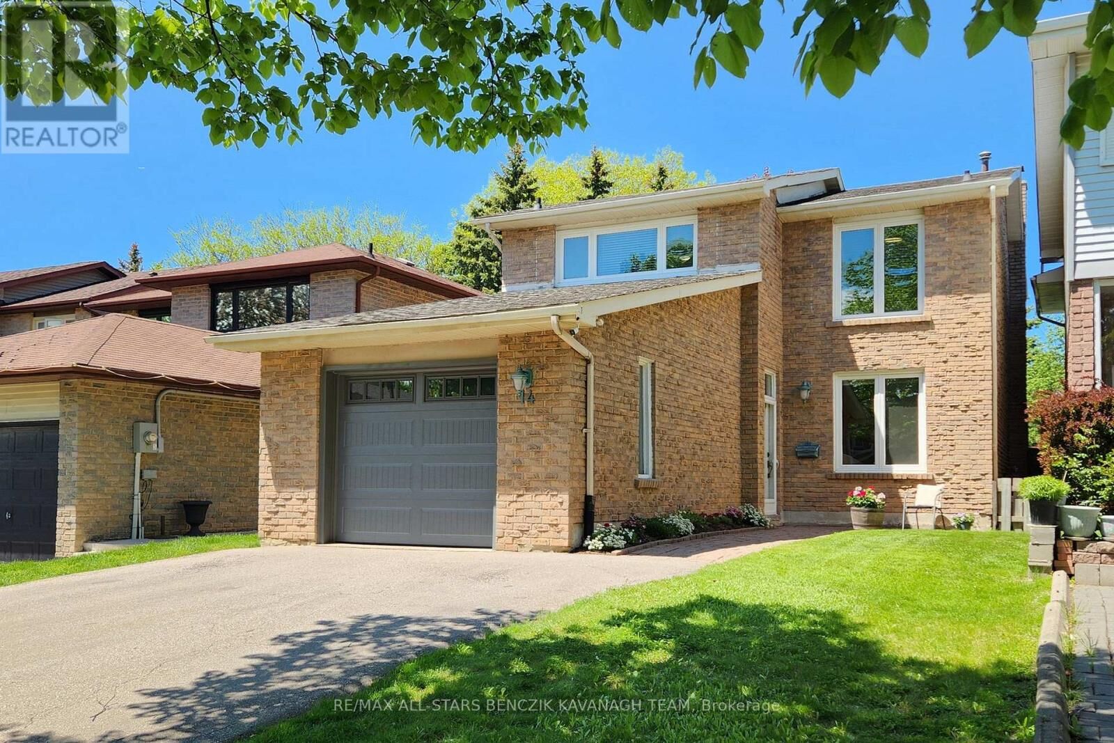 Property Photo:  14 Parkinson Road  ON L3P 4G5 