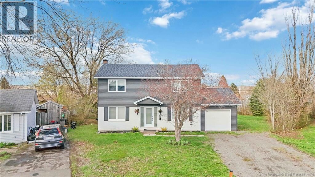 Property Photo:  80 Ealey Crescent  NB E1B 1E8 