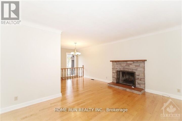 Property Photo:  39 Epworth Avenue  ON K2G 2L8 