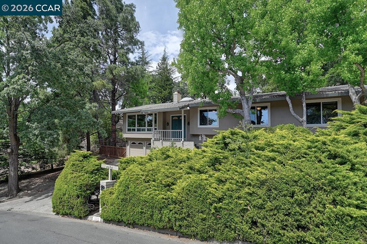 Property Photo:  3018 Bradbury Dr  CA 94549 
