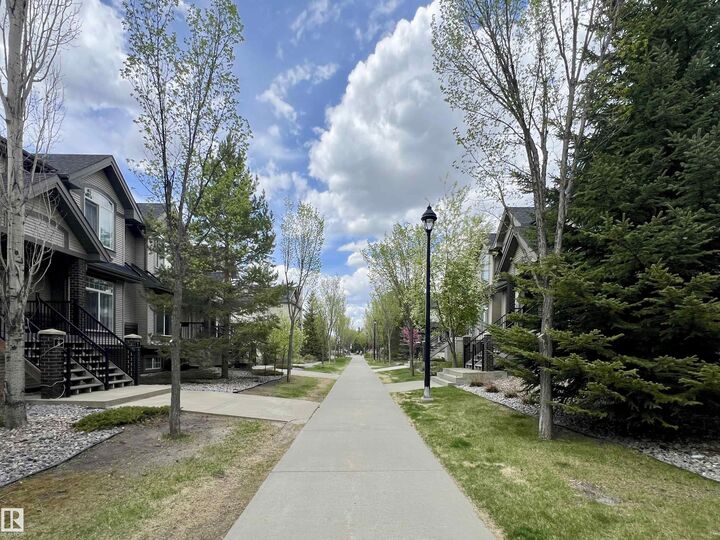 Property Photo: 4755 Terwillegar Common NW 8 AB T6R 3V6
