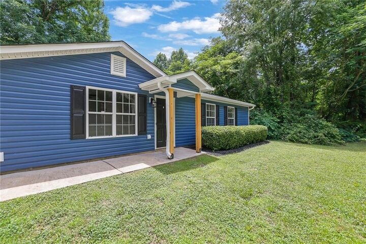 Property Photo: 4311 Willow Springs Road GA 30132