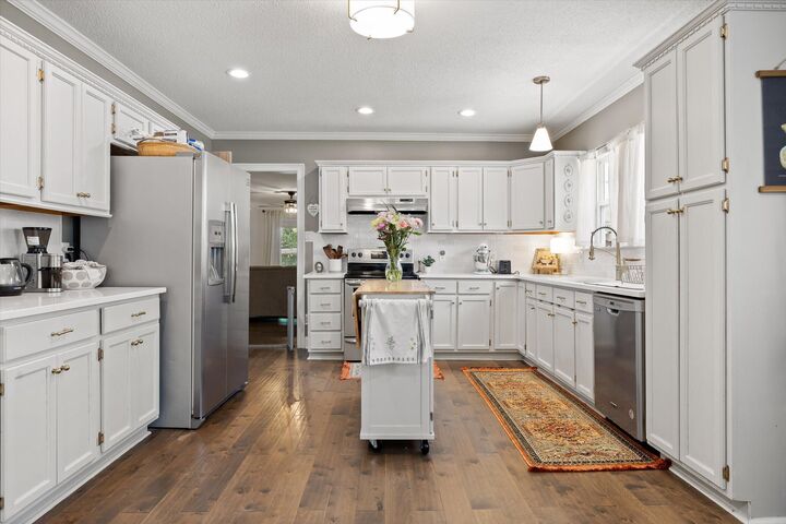 Property Photo: 420 S Houston Street AL 35768