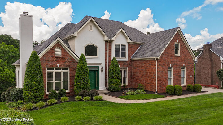 Property Photo: 9319 Springbrooke Cir KY 40241