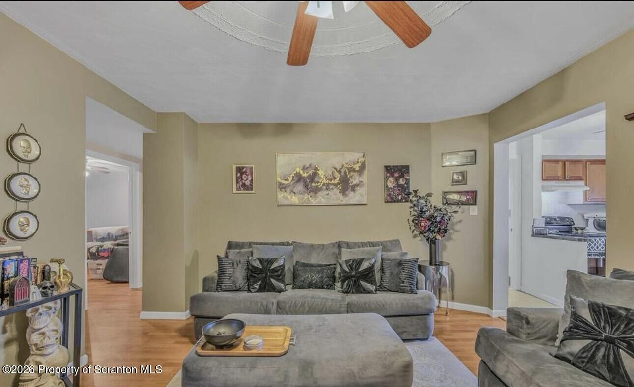 Property Photo:  1406 Dorothy Street 1st Floor  PA 18504 