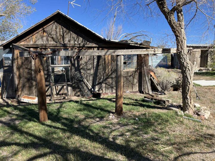 Property Photo: 89 W 100 N UT 84753