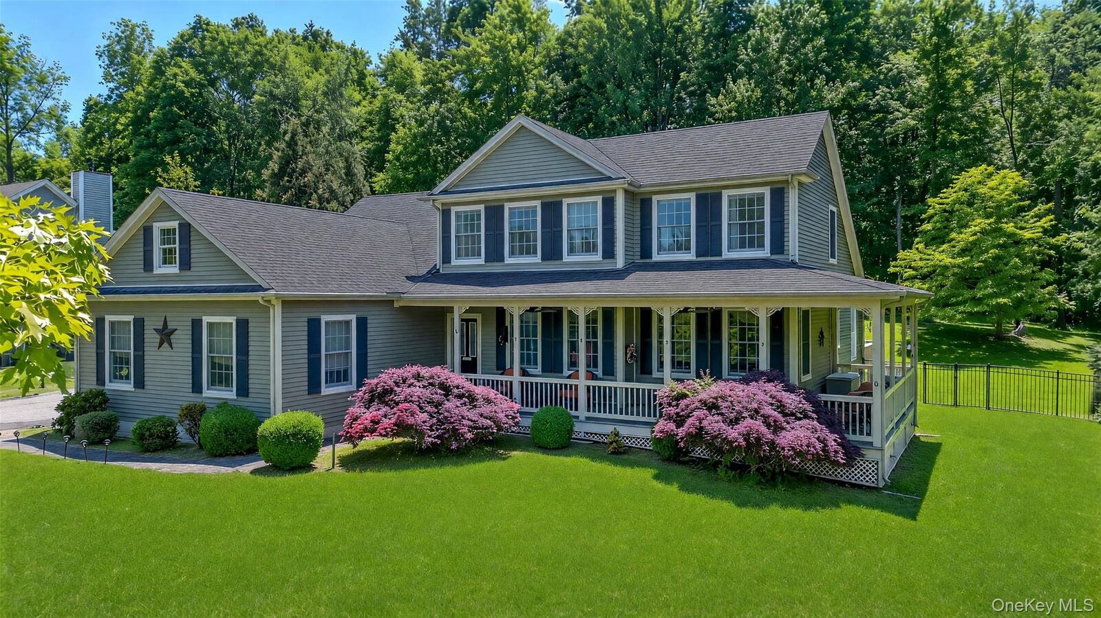 Property Photo:  42 Somerset Lane  NY 10990 
