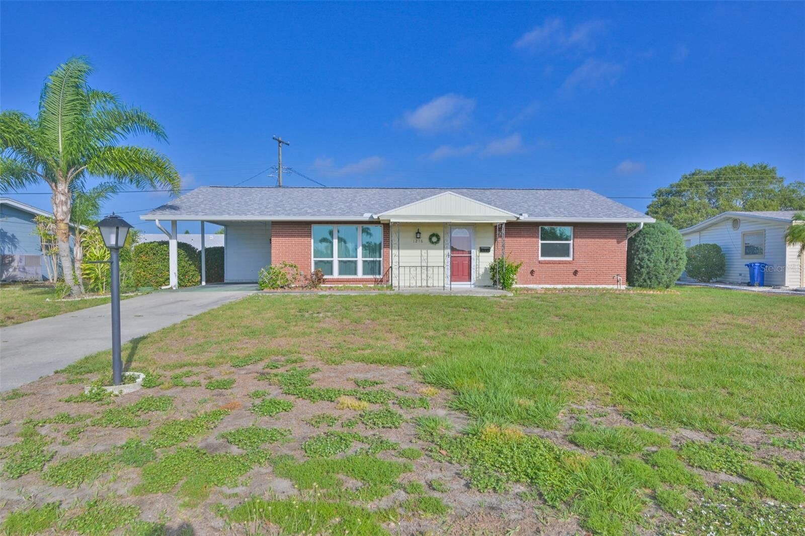 Property Photo:  1216 Valley Forge Boulevard  FL 33573 