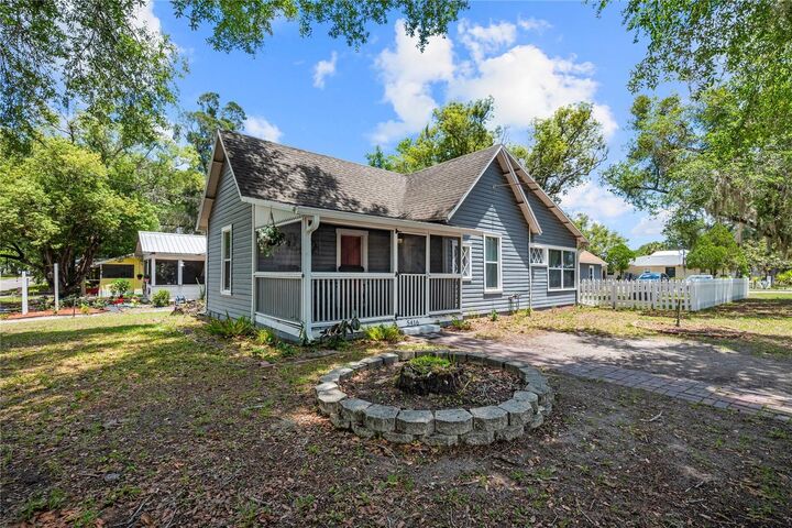 Property Photo:  5416 8th Street  FL 33542 
