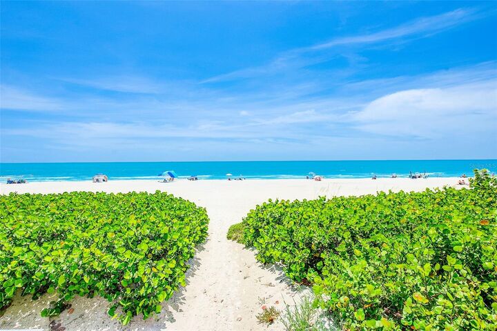 Property Photo: 19530 Gulf Boulevard 1B FL 33785
