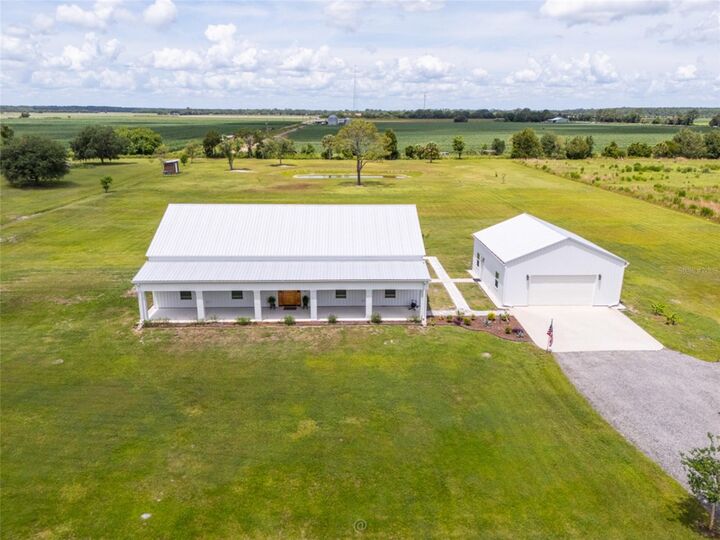 Property Photo:  222 County Road 15  FL 32110 