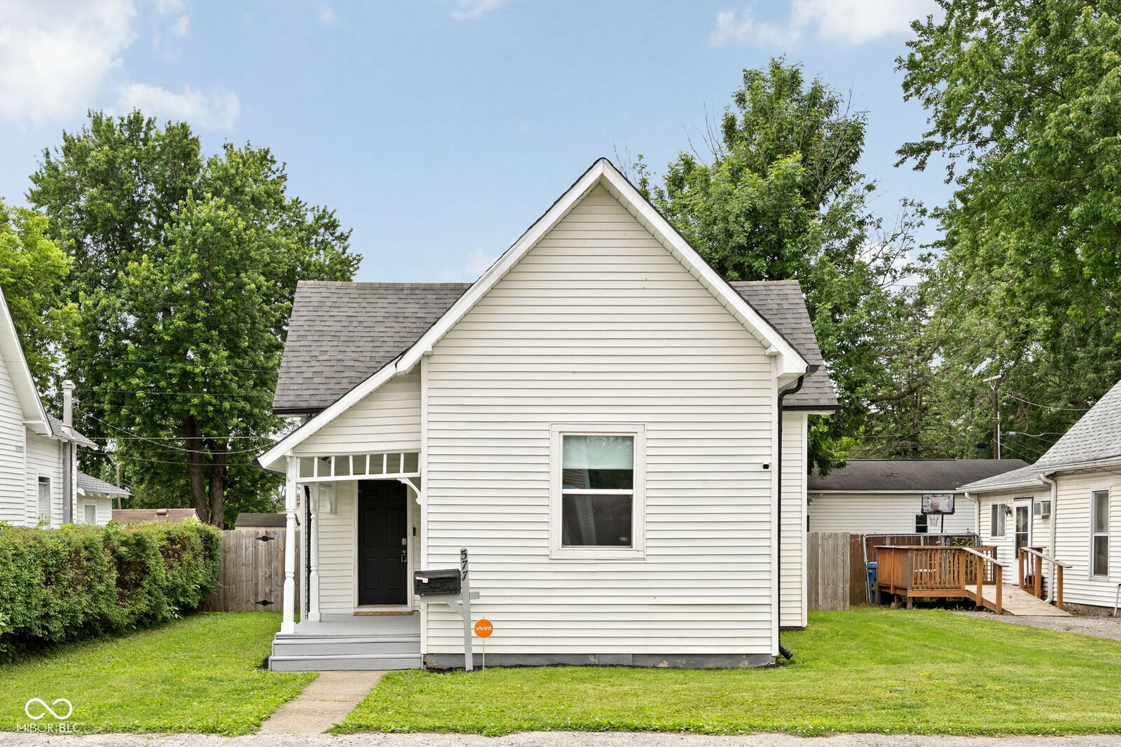 Property Photo: 577 Chestnut Street IN 46060