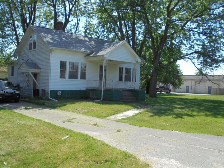 Property Photo:  35080 Hengesbach Drive  MI 48035 