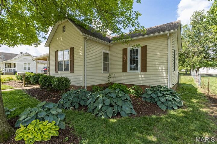 Property Photo: 107 N Waller Street Lot 5 MO 63601