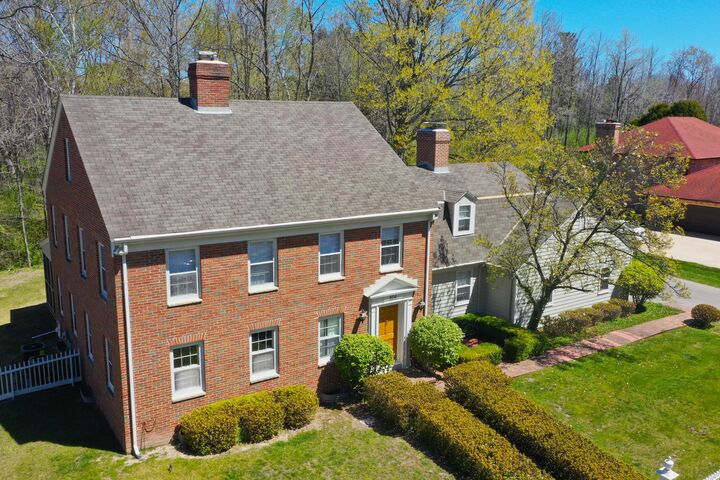 Property Photo: 404 W Ravine Baye Rd WI 53217