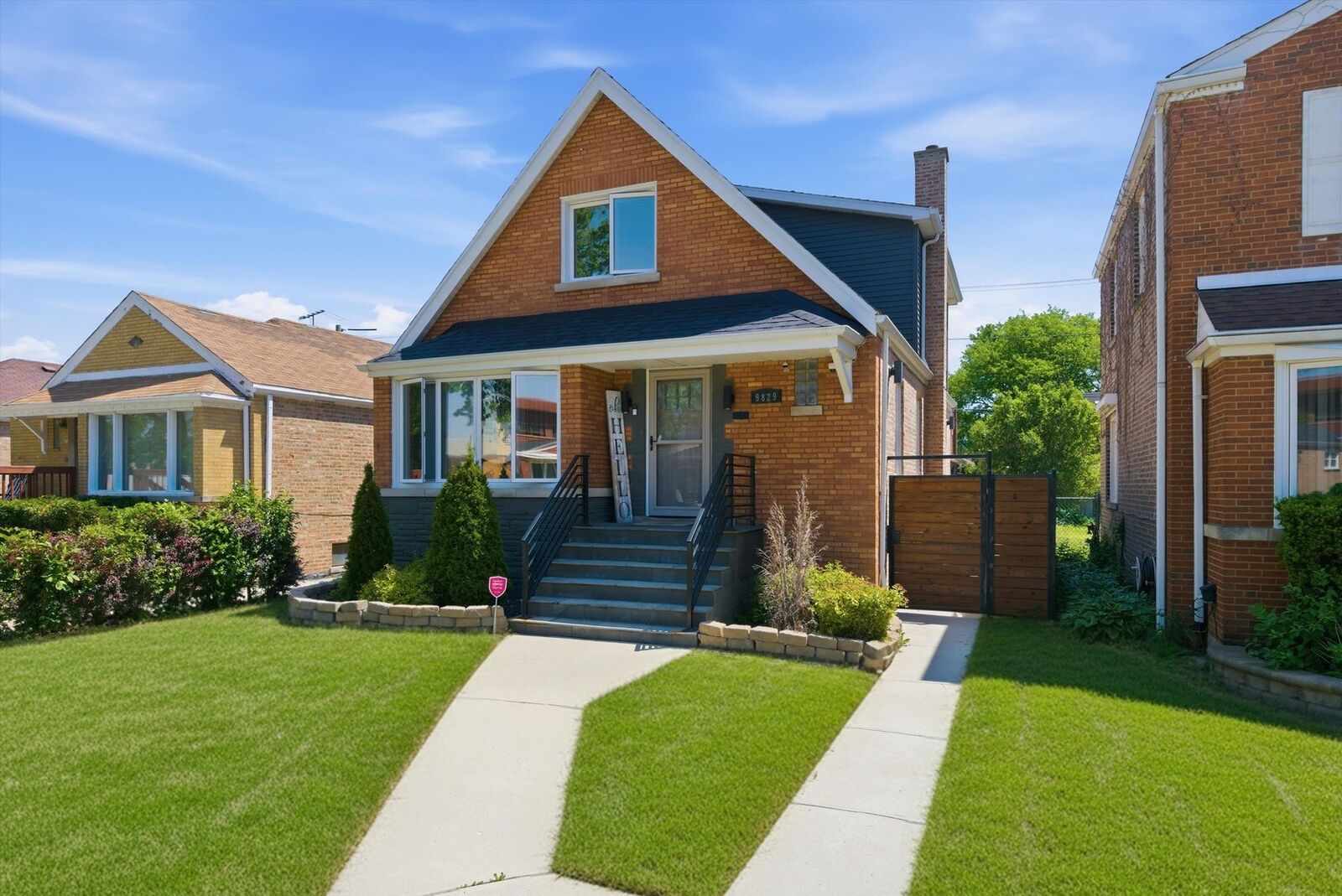 Property Photo:  9829 S Claremont Avenue  IL 60643 