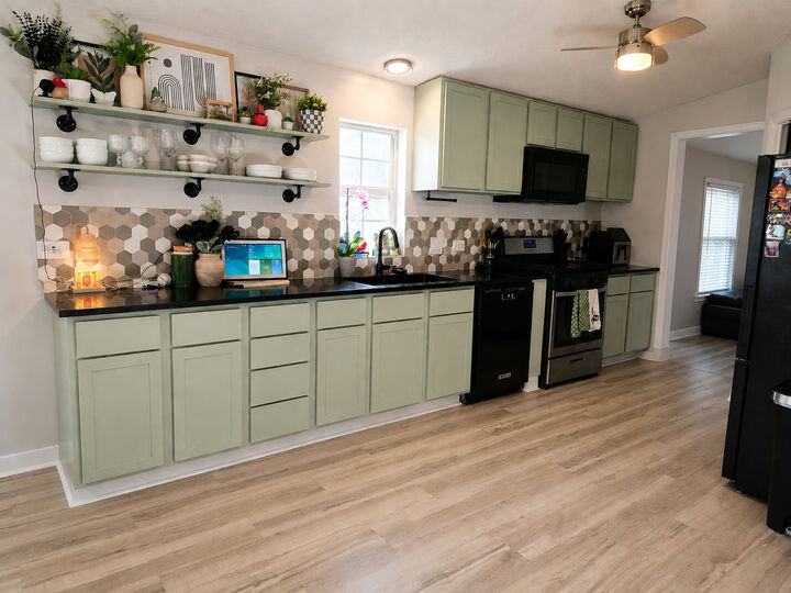 Property Photo:  124 N Office Street  IL 60408 