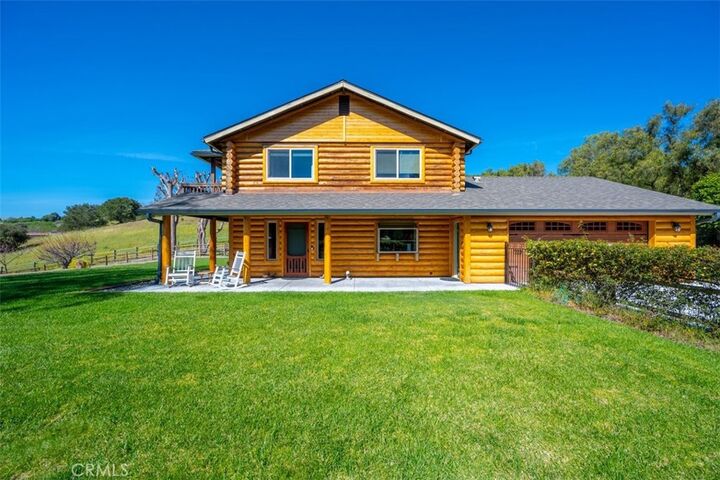 Property Photo: 1665 Corbett Highlands Place CA 93420