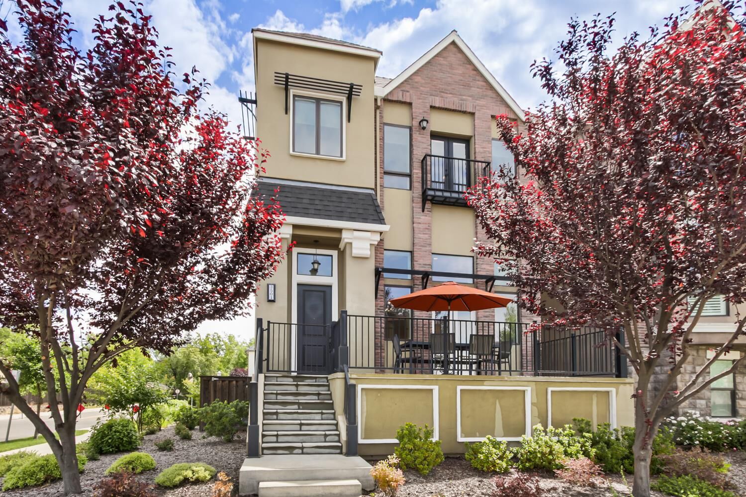 Property Photo: 3501 Crocker Drive CA 95818