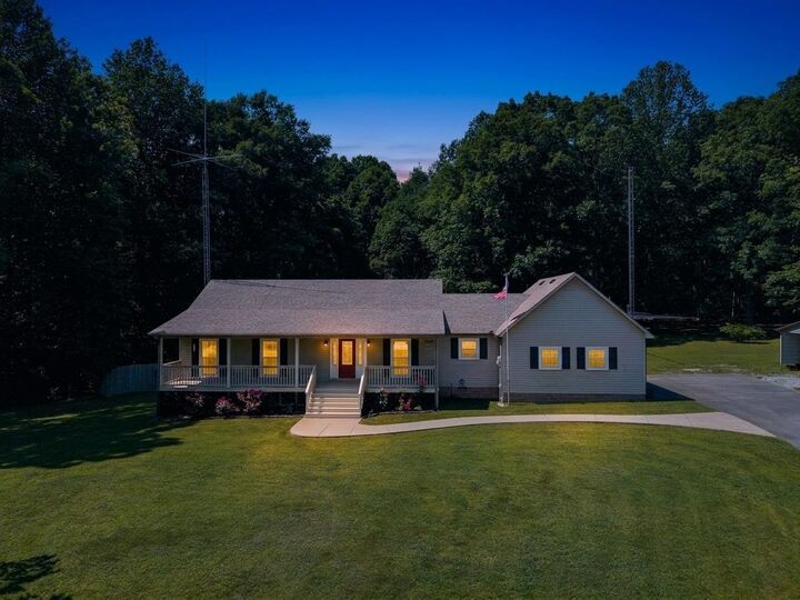 Property Photo: 552 Jack Thomas Dr TN 37355
