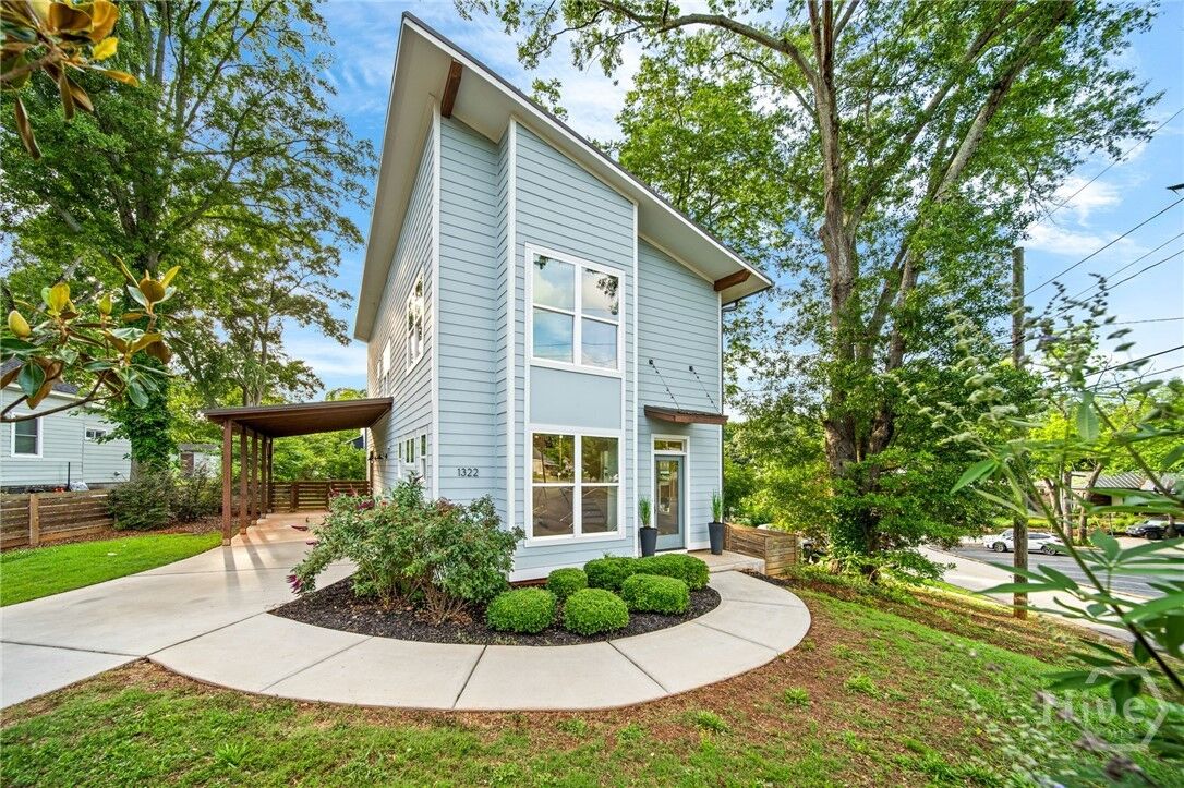 Property Photo:  1322 W Hancock Avenue  GA 30606 